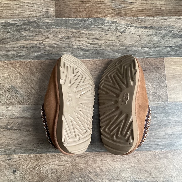 UGG Tan Suede Slippers with Patterned Trim - Picture 6 of 7